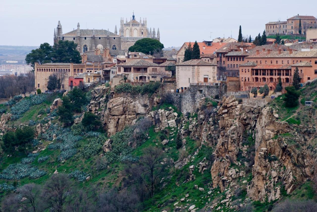 Апартаменты El Sentir De Toledo Parking Incluido Экстерьер фото